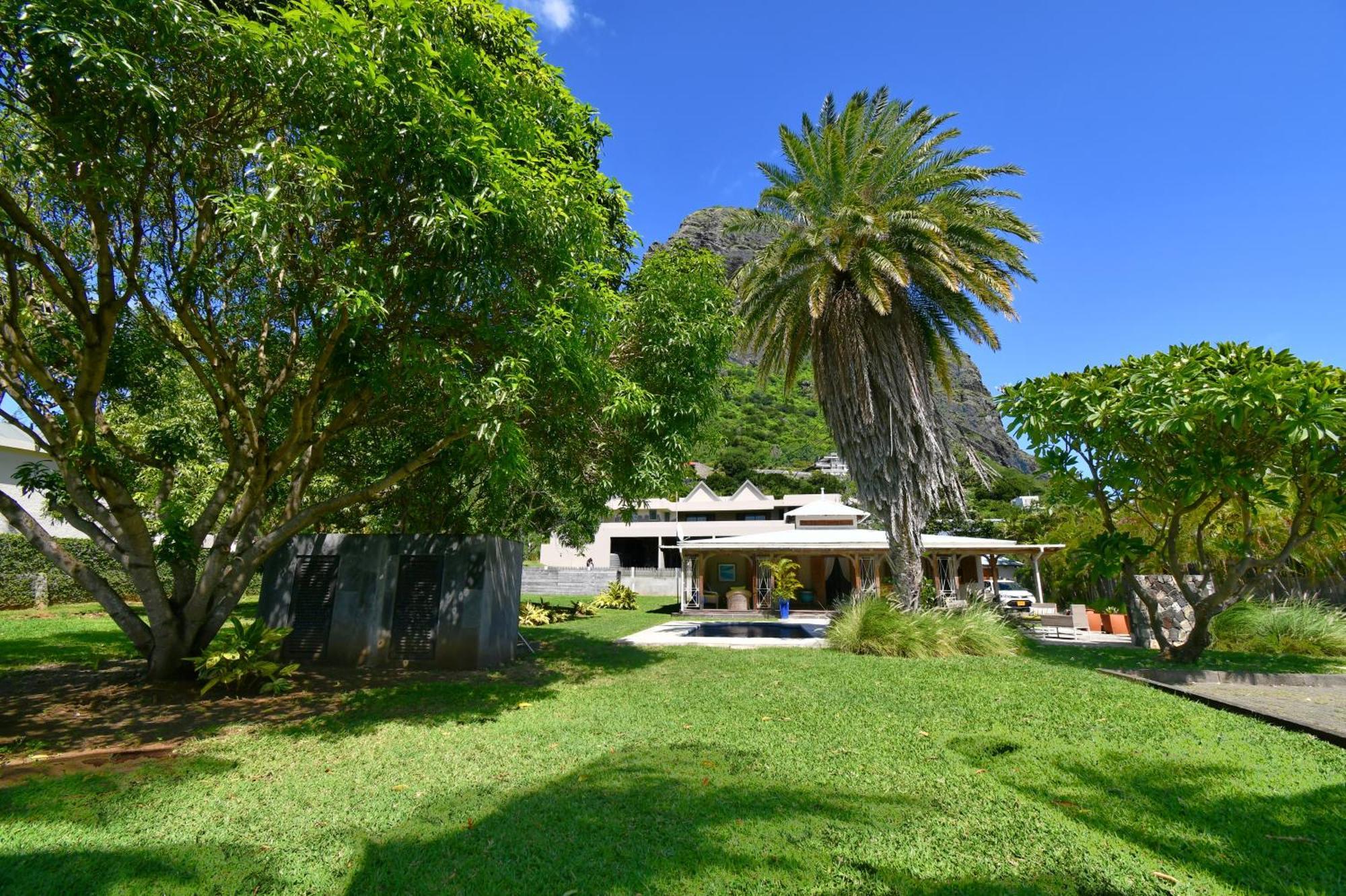 Villa Alira Le Morne Exterior photo